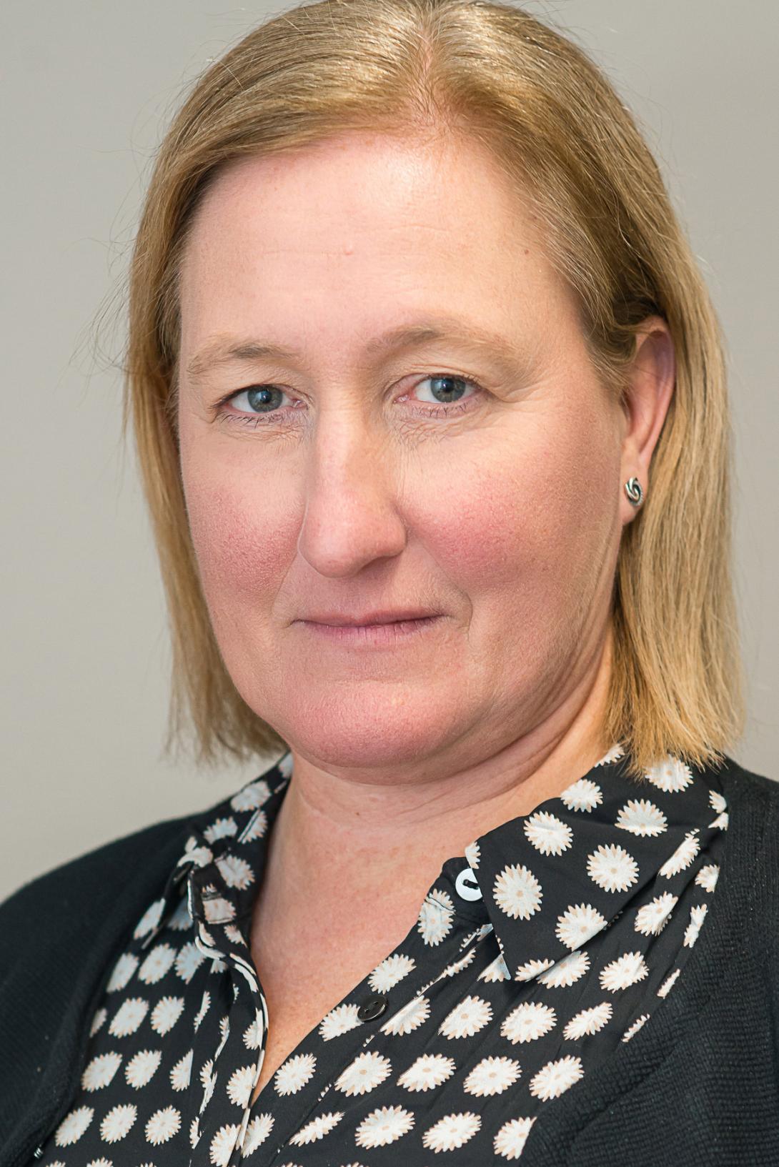 Dr Jo Beahan