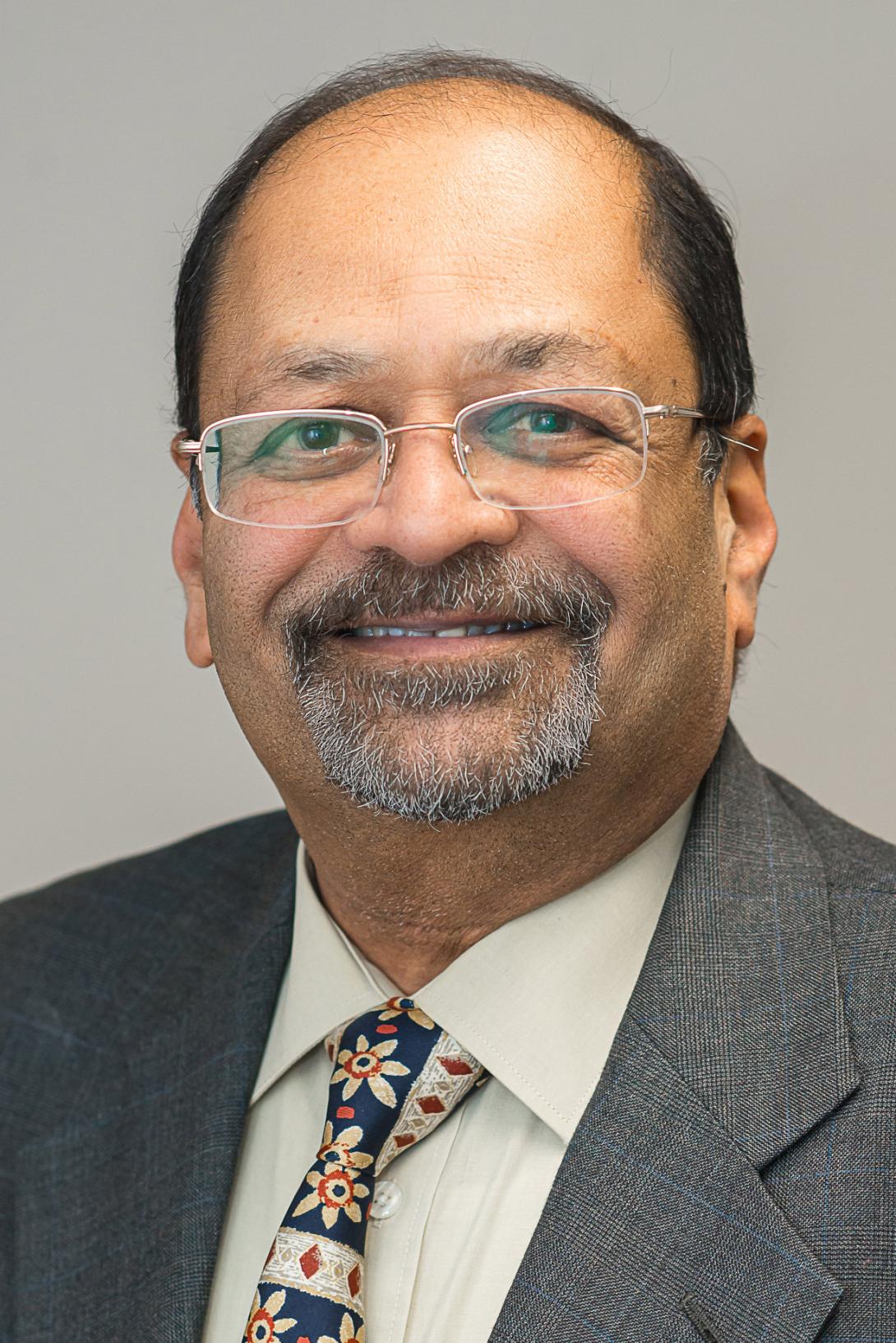 Dr Rumit Shah